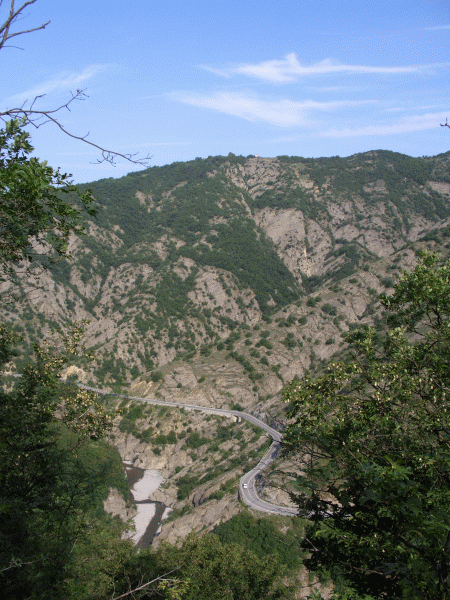 Panorama con il Borbera e la strada provinciale SP 140