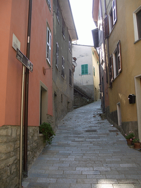 Via Castello