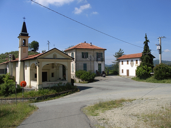 La borgata di Santa Croce con la chiesetta della Madonna della salute