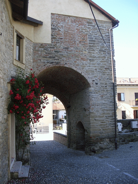 L’accesso al borgo antico