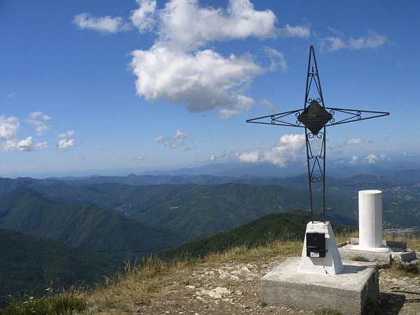 Panorama verso il Mar Ligure dalla cima del Monte Ebro (m 1700)
