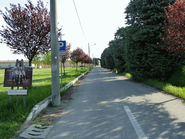 Tratto del percorso con la riproduzione di un dipinto