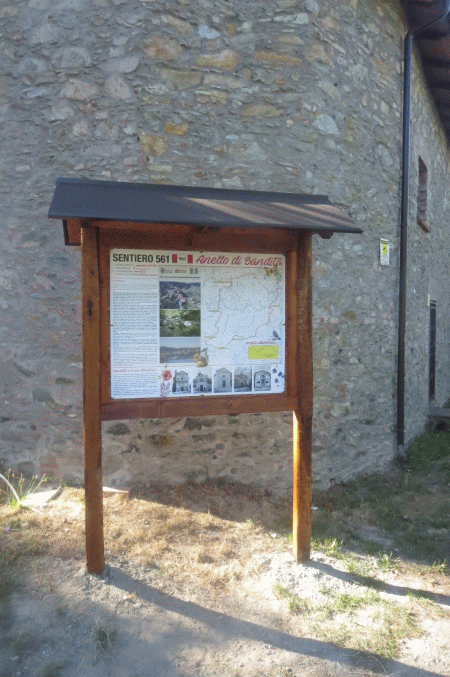 La bacheca con il pannello informativo