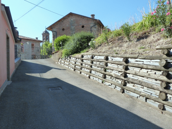 Arrivo a Monleale Alto