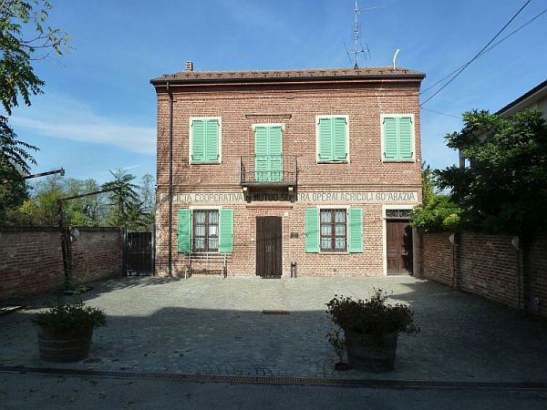 La sede della SOMS