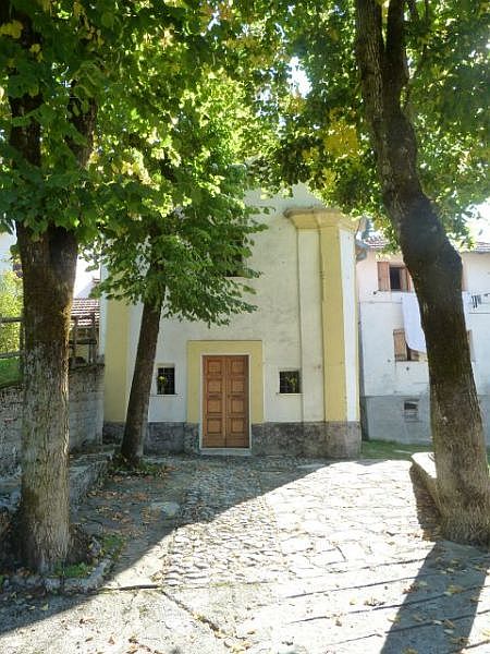La chiesetta di Connio